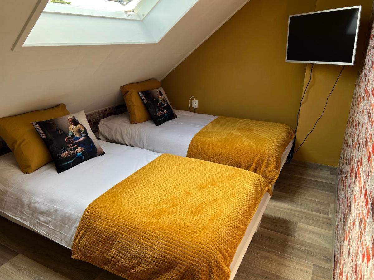 Guesthouse By C Colijnsplaat ภายนอก รูปภาพ